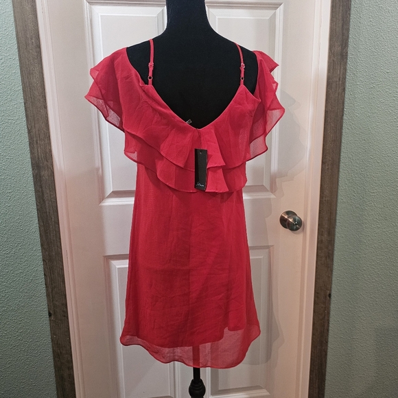 Chic Red Ruffle Dress - Picture 2 of 5